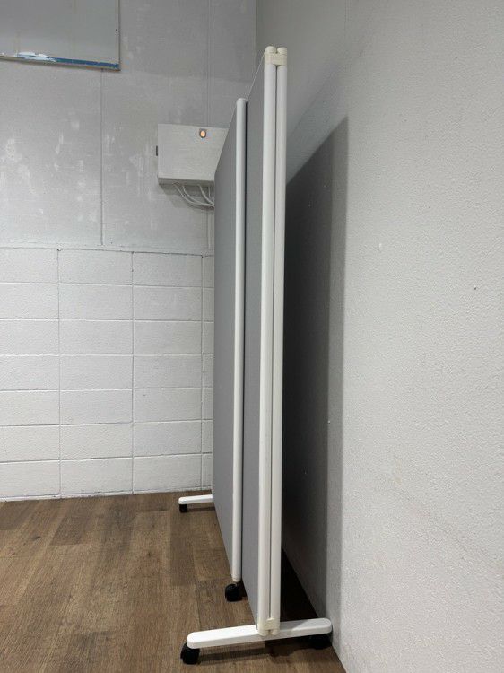 コクヨパネルスクリーンSシリーズ 3連折畳パーテーション 商品画像3