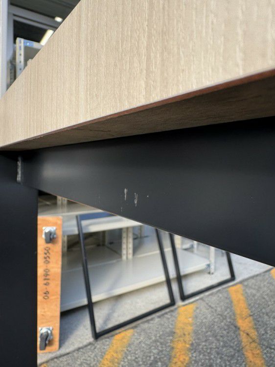 オカムラAlt Piazza(アルトピアッツァ)シリーズ ハイテーブル 商品画像8