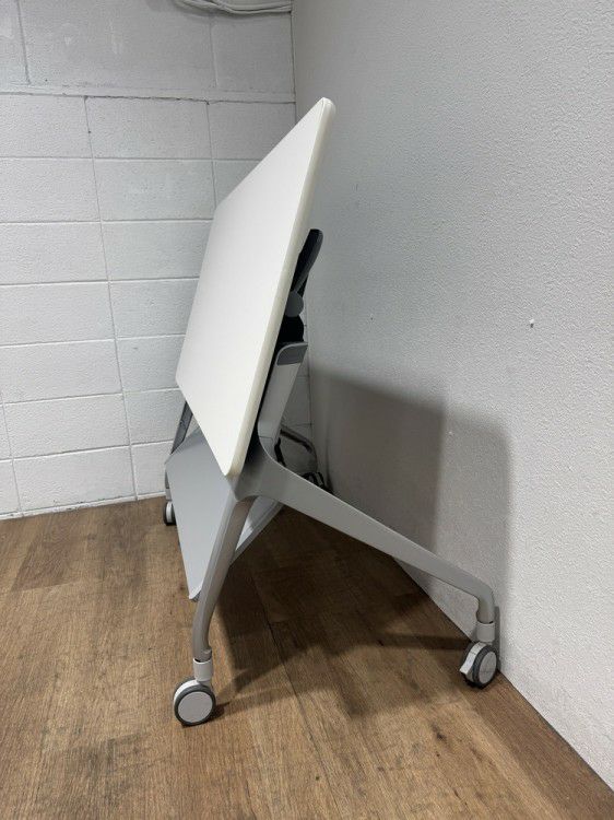 コクヨエピファイ(EPIPHY)シリーズ 平行スタックテーブル 商品画像8