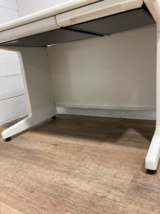 プラスLAシリーズ 1000平デスク 商品画像4