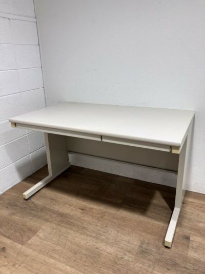 コクヨ1200平デスク 商品画像1