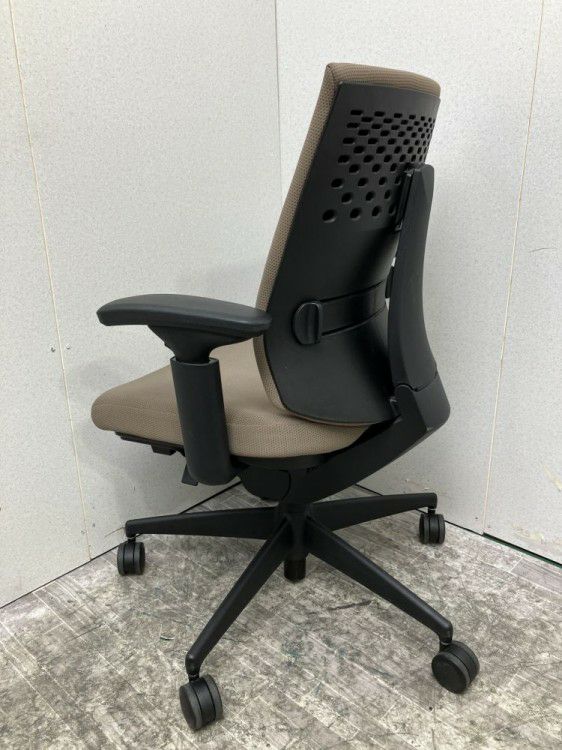 コクヨWizard3(ウィザード3)チェア 可動肘付ウィザード3チェア 商品画像9