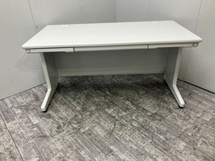 プラス1400平デスク 商品画像1