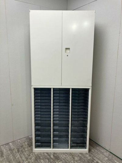 オカムラレクトラインシリーズ A4クリアケース・両開き上下書庫 商品画像1