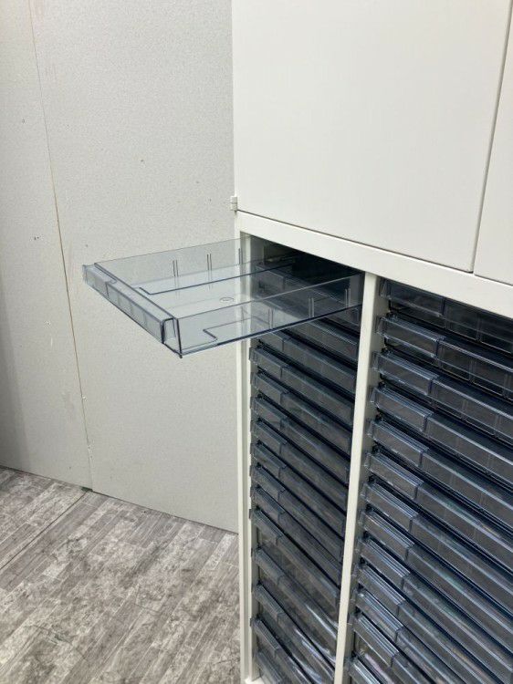 オカムラレクトラインシリーズ A4クリアケース・両開き上下書庫 商品画像4