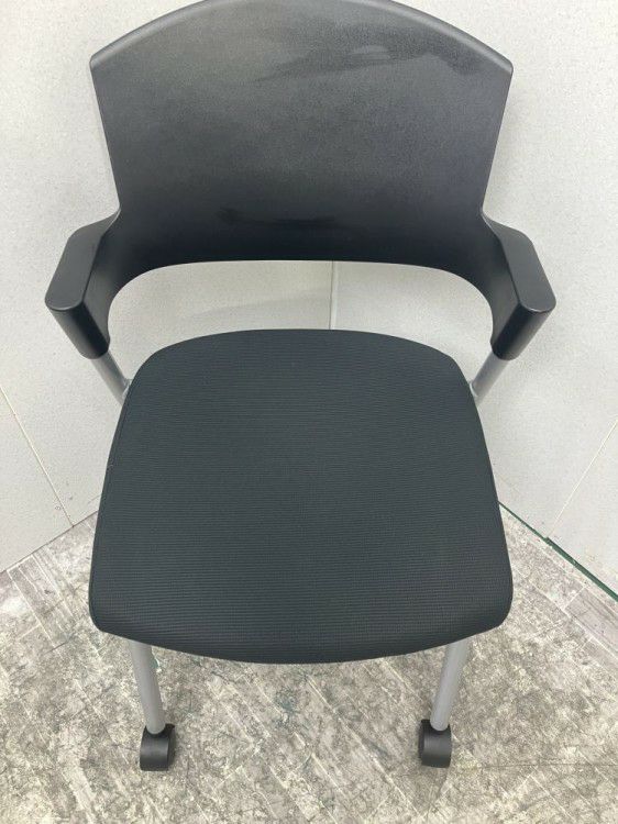 コクヨプロッティシリーズ プロッティチェア 商品画像2