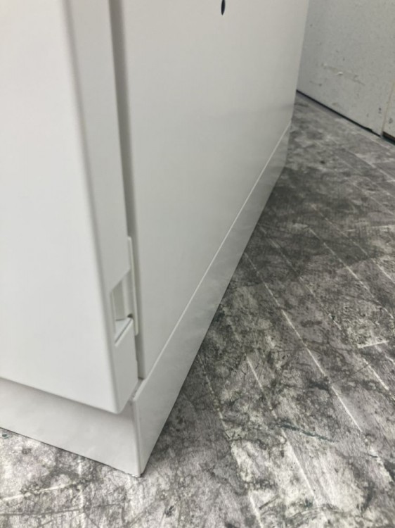 オカムラピクスラインシリーズ ダイヤル式4人用パーソナルロッカー 商品画像5