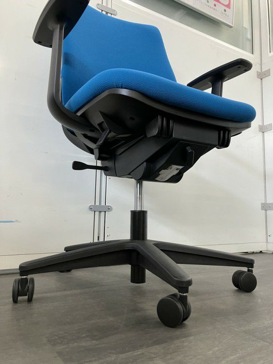 コクヨミトラチェア 固定肘付ミトラチェア 商品画像6