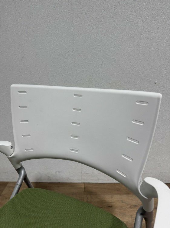 イトーキマノス(MANOSS)シリーズ ネスティングチェア 商品画像3