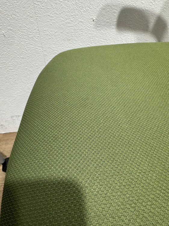 イトーキマノス(MANOSS)シリーズ ネスティングチェア 商品画像9