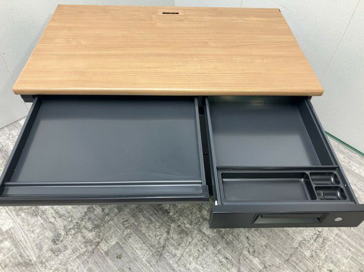 プラスフラットラインシリーズ 1000片袖デスク 商品画像3