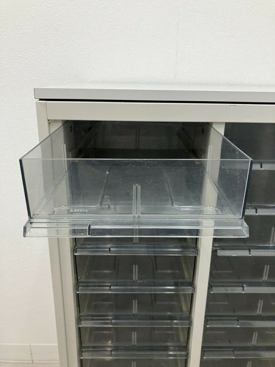 オカムラ42(50H)シリーズ クリアケースキャビネット 商品画像8