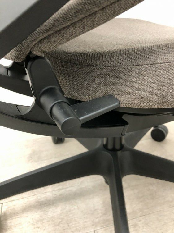 コクヨ Duora2(デュオラ2)チェア 可動肘付デュオラ2チェア　 商品画像16