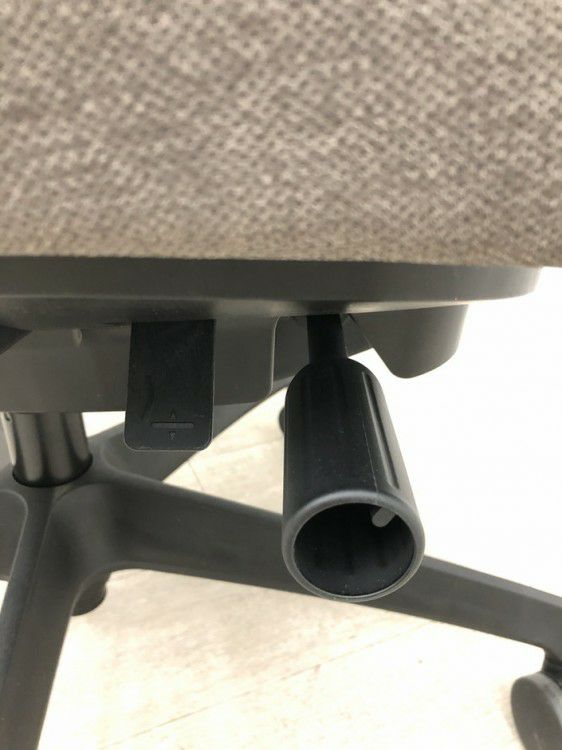 コクヨ Duora2(デュオラ2)チェア 可動肘付デュオラ2チェア　 商品画像18