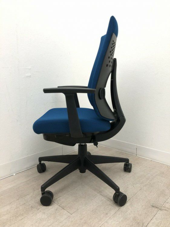 コクヨWizard4(ウィザード4)シリーズ 固定肘付ウィザード４チェア 商品画像3