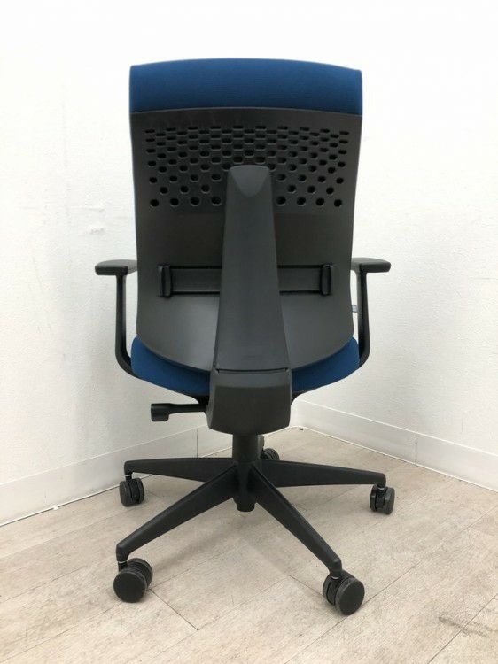 コクヨWizard4(ウィザード4)シリーズ 固定肘付ウィザード４チェア 商品画像4