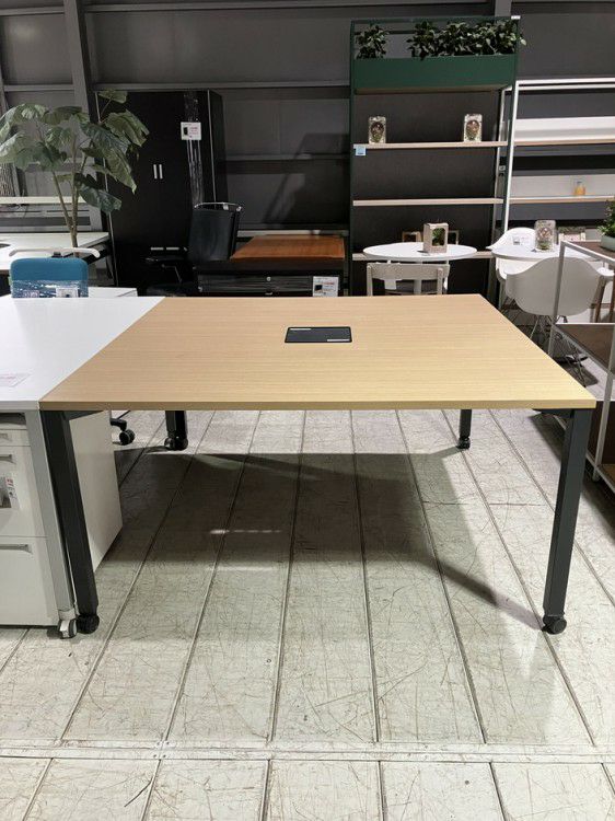 イトーキアクトリンクシリーズ 1400ワークテーブル 商品画像2