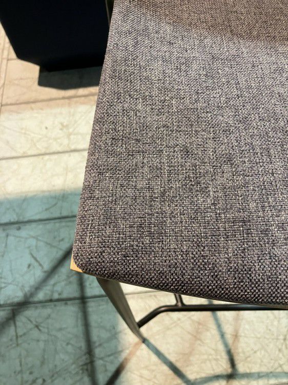 ウチダ（内田洋行）NEUT(ニュート)シリーズ+Hazel(ヘーゼル)シリーズ 1800カウンターテーブル+ハイチェア2脚セット 商品画像17