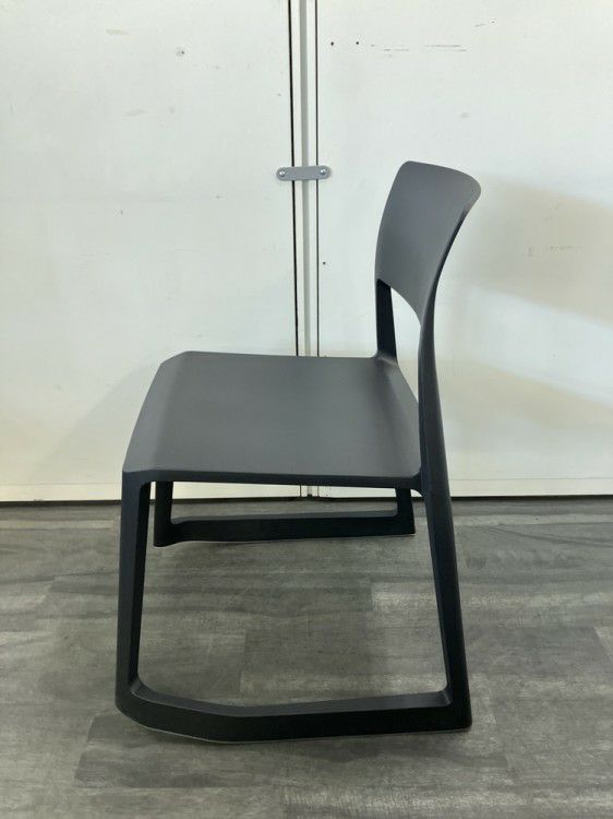 Vitra（ヴィトラ）ティプトンチェア 商品画像3