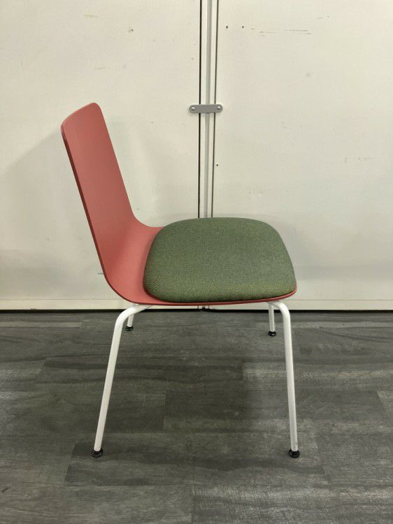 コクヨMycket(ミケット)シリーズ ミーティングチェア2脚セット 商品画像6