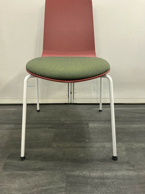 コクヨMycket(ミケット)シリーズ ミーティングチェア2脚セット 商品画像9