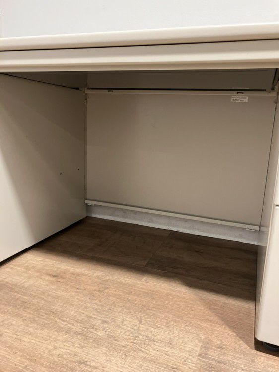 コクヨBS+シリーズ 1600両袖デスク 商品画像4