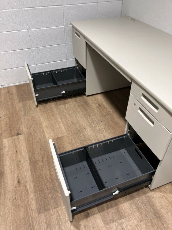 コクヨBS+シリーズ 1600両袖デスク 商品画像6