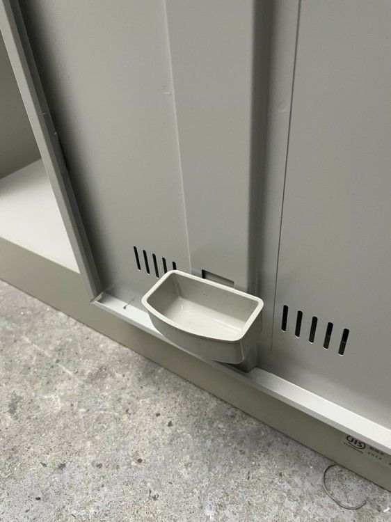 ライオンLEOシリーズ 2人用ロッカー 商品画像13