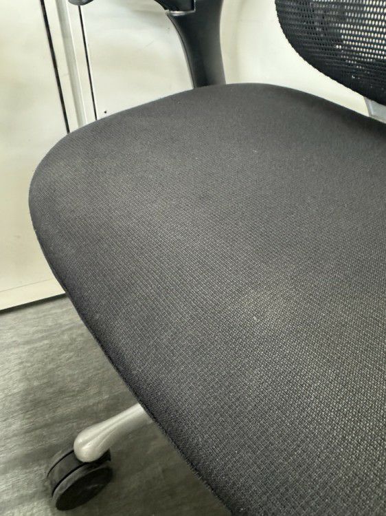 オカムラコンテッサ（Contessa）チェア 可動肘付コンテッサチェア 商品画像22