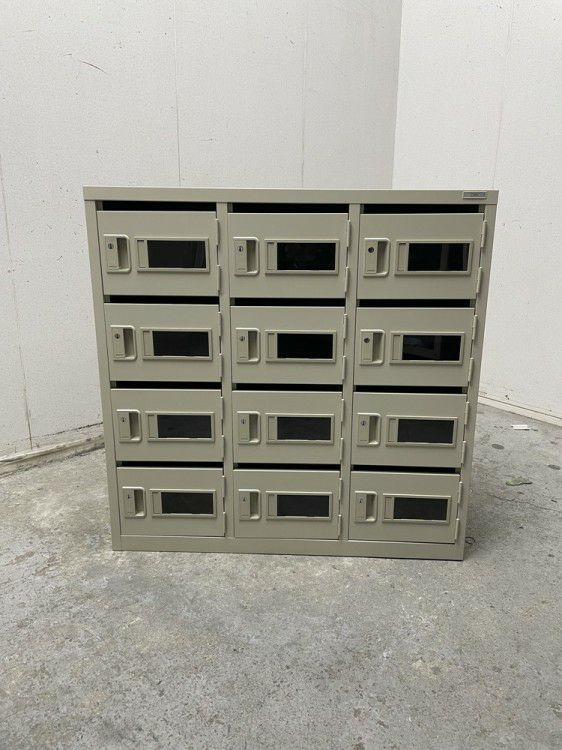 ライオン12人用ロッカー 商品画像2