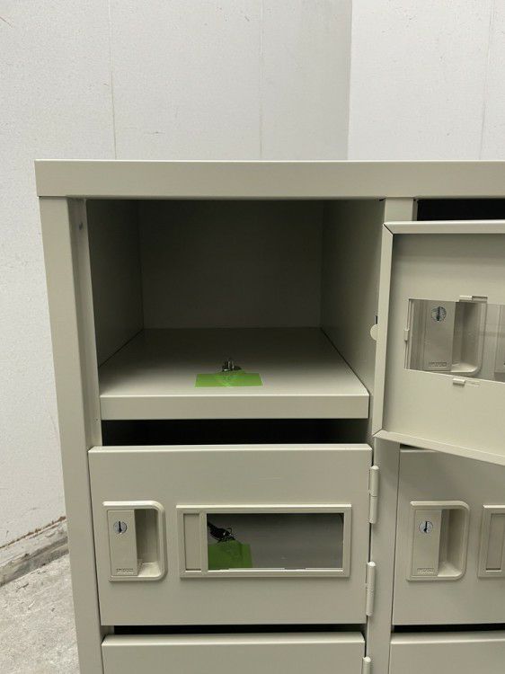 ライオン12人用ロッカー 商品画像8