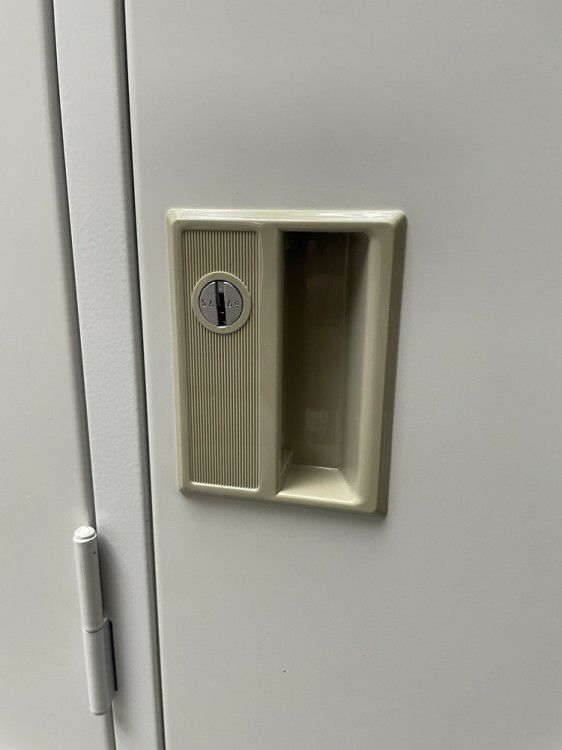 豊国工業4人用ロッカー 商品画像6