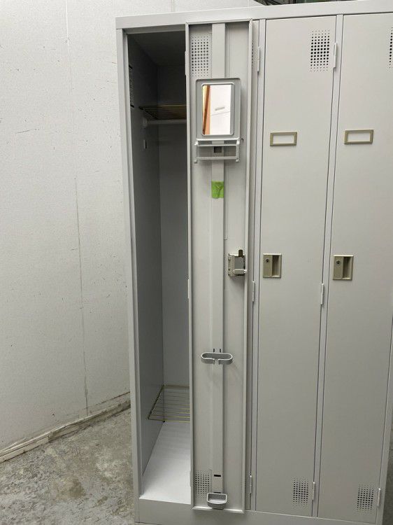 豊国工業4人用ロッカー 商品画像7