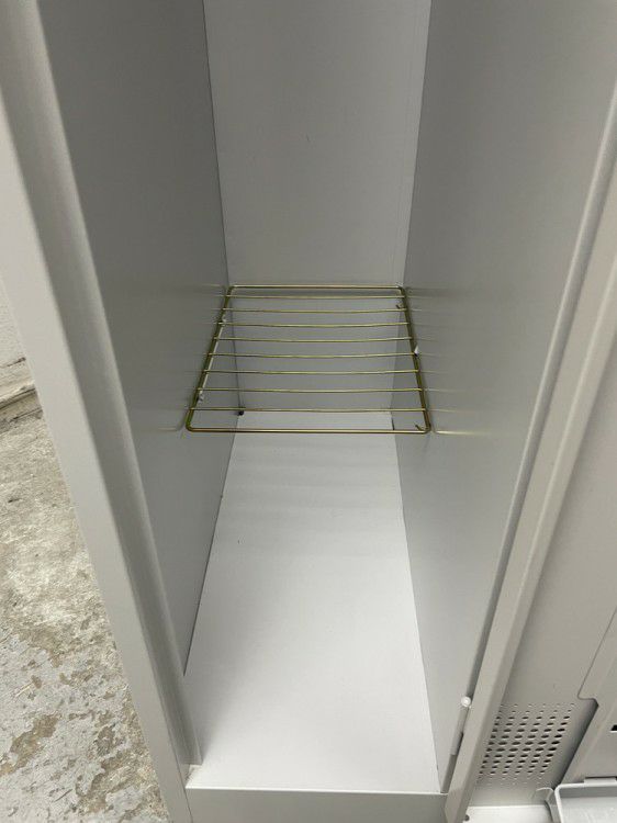 豊国工業4人用ロッカー 商品画像9