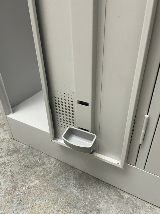 豊国工業4人用ロッカー 商品画像12