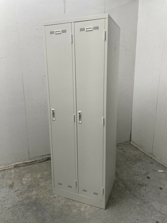 ライオンLEOシリーズ 2人用ロッカー 商品画像1