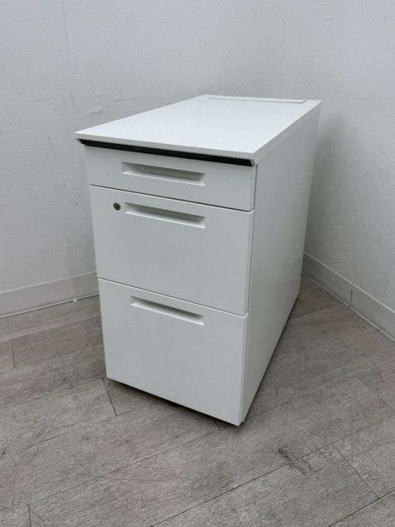 コクヨisシリーズ 脇机 商品画像1