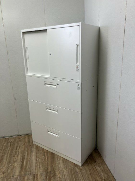 コクヨEDIA(エディア)シリーズ 3段ラテラル・引違い上下書庫 商品画像2