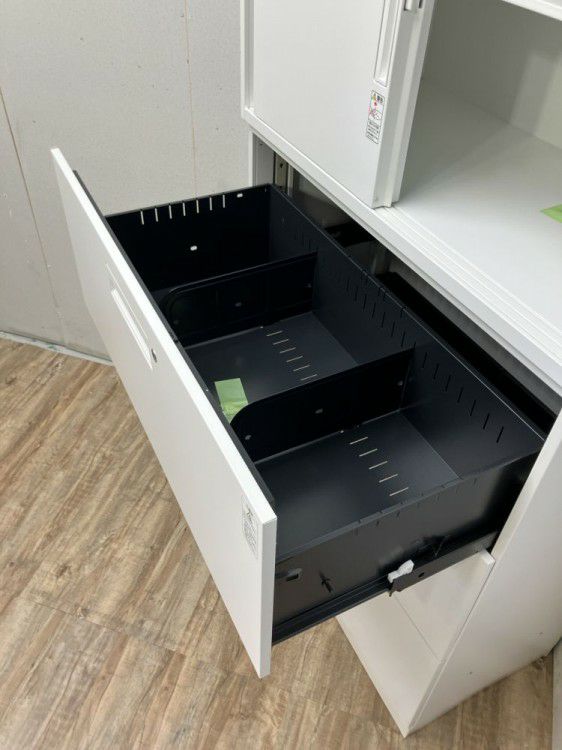 コクヨEDIA(エディア)シリーズ 3段ラテラル・引違い上下書庫 商品画像7