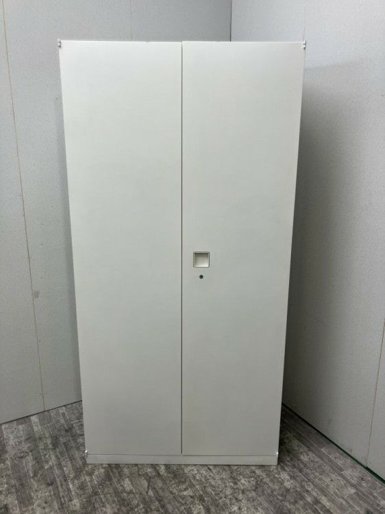 オカムラレクトラインシリーズ 両開き書庫 商品画像1