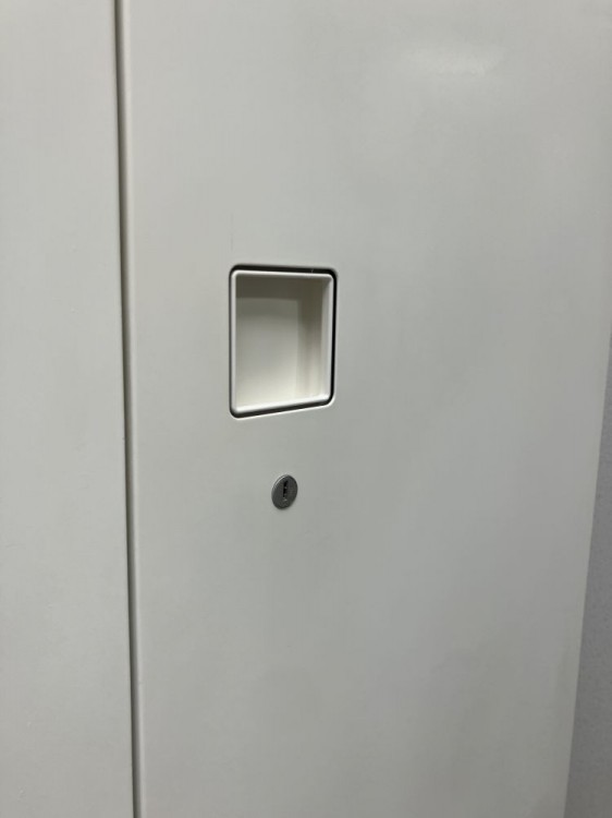 オカムラレクトラインシリーズ 両開き書庫 商品画像3