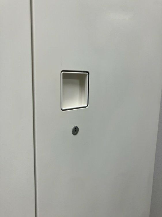 オカムラレクトラインシリーズ 両開き書庫 商品画像3