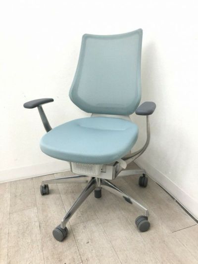 コクヨing(イング)チェア 固定肘付イングチェア 商品画像1