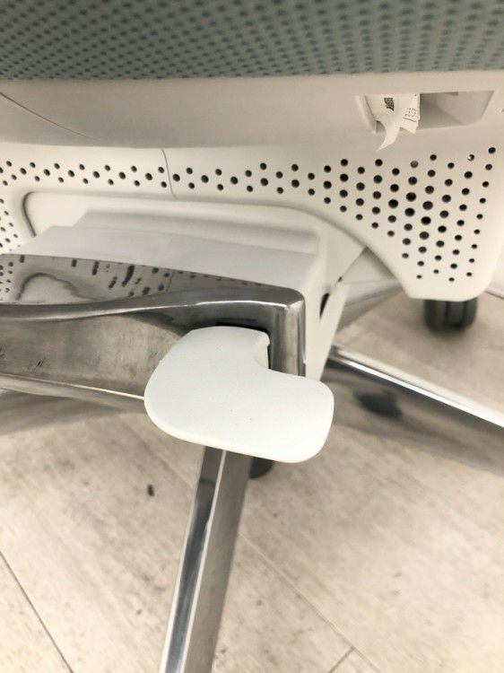 コクヨing(イング)チェア 固定肘付イングチェア 商品画像11