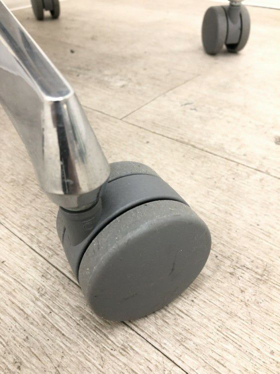 コクヨing(イング)チェア 固定肘付イングチェア 商品画像14