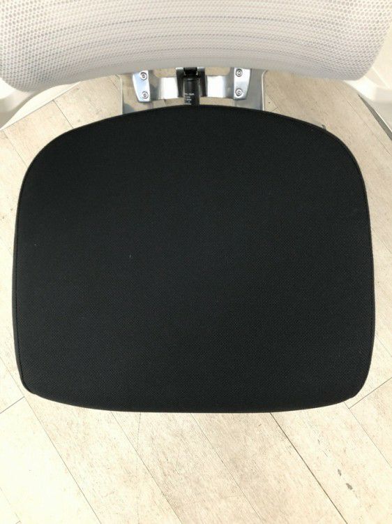 コクヨINSPINE（インスパイン）チェア 固定肘付インスパインチェア 商品画像8