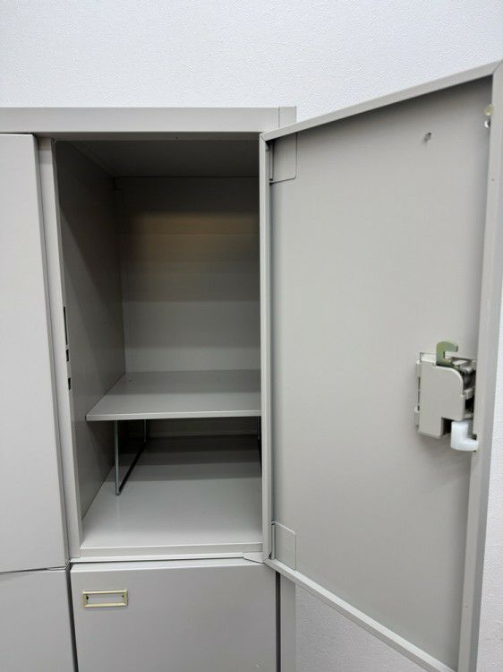 オカムラFZタイプシリーズ 9人用ロッカー 商品画像10