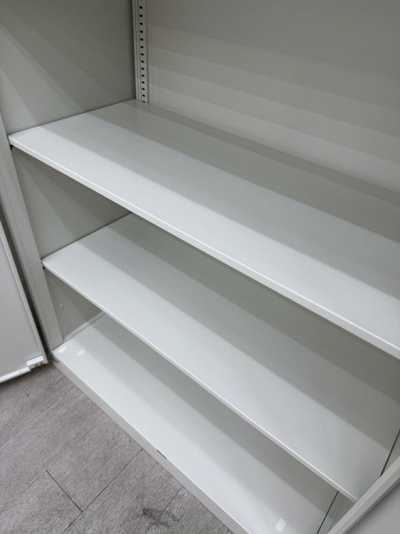 イトーキサリダストレージシリーズ 両開き上下書庫 商品画像9