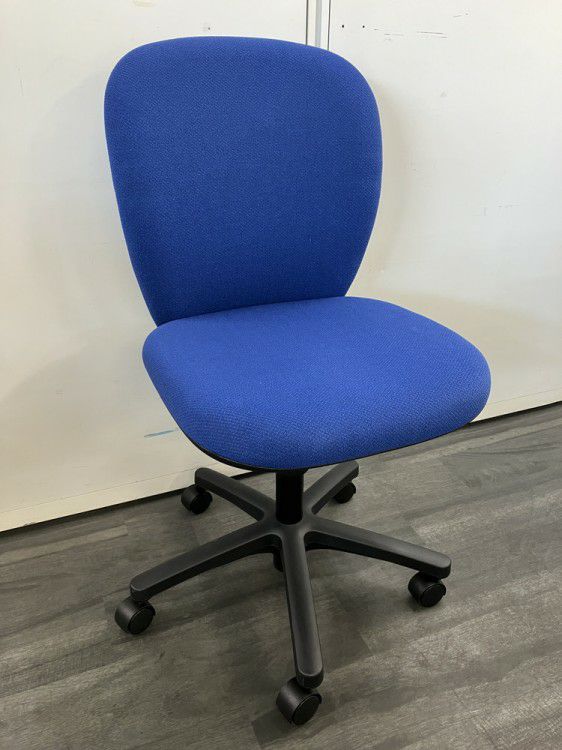 イトーキリエットチェア リエットチェア 商品画像1