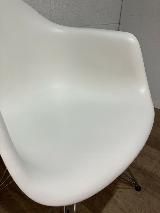 HermanMiller（ハーマンミラー）アームシェルチェア 商品画像4